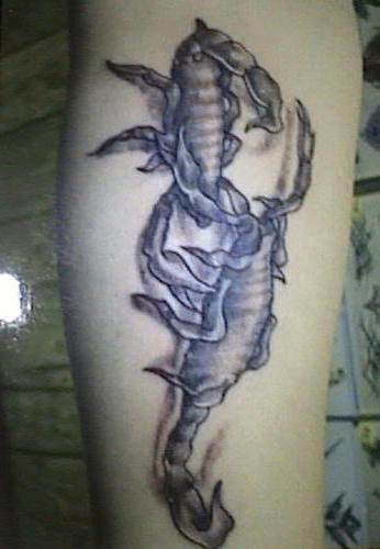 Modni body art: tetovaža škorpiona